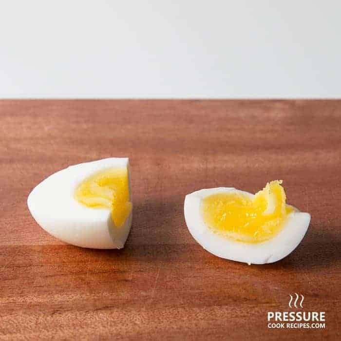 8 minutes pressure cooker perfect medium boiled egg pressurecookrecipes.com
