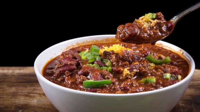 Make this Easy Instant Pot Chili Recipe (Pressure Cooker Chili) under an hour! Simple umami & spicy Pressure Cooker Beef & Beans Chili to satisfy your hearty comfort food cravings.