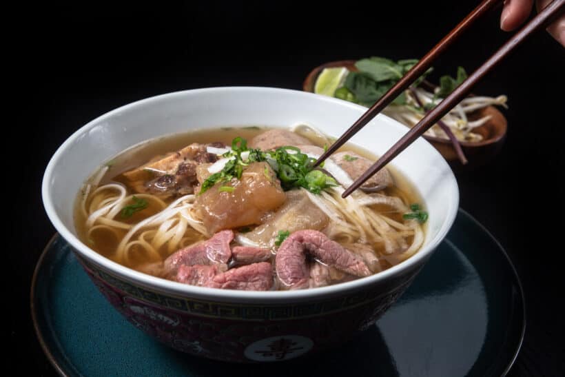 instant pot pho | instant pot pho recipe | instant pot pho beef | pressure cooker pho | instant pot beef pho | pho in instant pot | instant pot pho soup | instant pot pho broth  #AmyJacky #InstantPot #PressureCooker #recipe #asian #vietnamese #soup #noodles