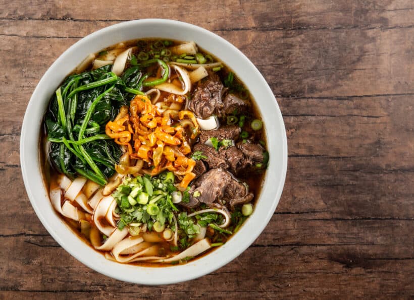 taiwanese beef noodle soup recipe | instant pot taiwanese beef noodle soup | pressure cooker taiwanese beef noodle soup | 台灣牛肉麵 | 紅燒牛肉麵 | instant pot recipes #AmyJacky #InstantPot #PressureCooker #beef #soup