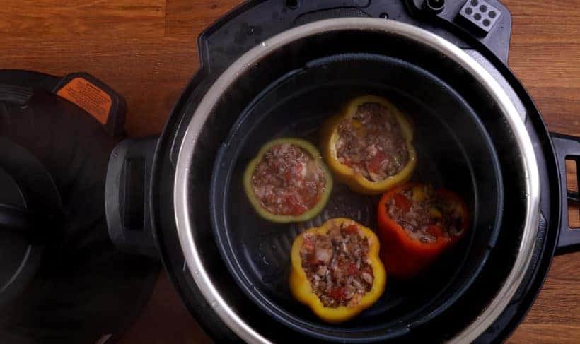 stuffed peppers in Instant Pot Pressure Cooker  #AmyJacky #InstantPot #PressureCooker #recipe #beef #GroundBeef #rice