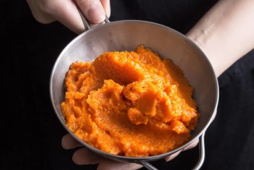 5 ingredients & 10 mins to make this simple Sweet Carrot Puree Recipe in the Pressure Cooker. This healthy & delicious carrot side dish is super easy to make!